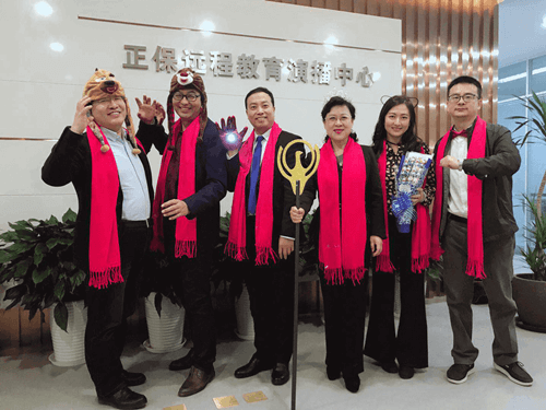 中級會計職稱逐夢人齊聚正保會計網校 導師狀元與你面對面
