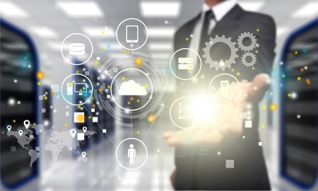 進行企業戰略分析，管理會計師可使用哪些戰略工具和方法？