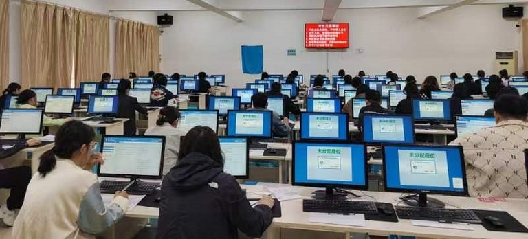 2024年內蒙古通遼初級會計考試順利開考！報名人數4972人