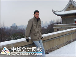 達攀：在做題方面要精做、精練，特別是多選題，想要通過注會的各門考試，多選題的得分上一定要有所突破，我一直做的是夢想成真系列，覺得夢想成真系列上的習題真的很不錯。